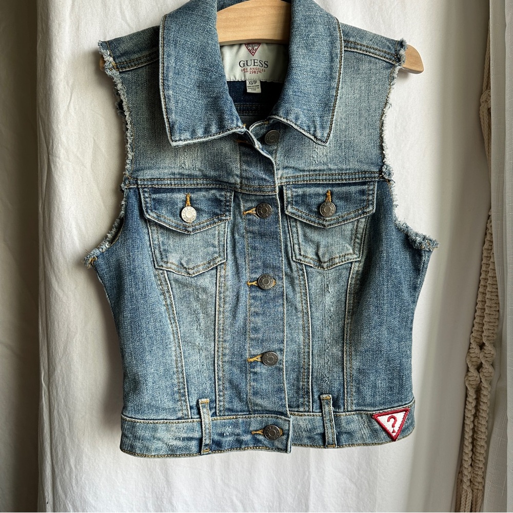 Cute Guess Los Angeles Denim Women’s Jacket Button Up with Patch